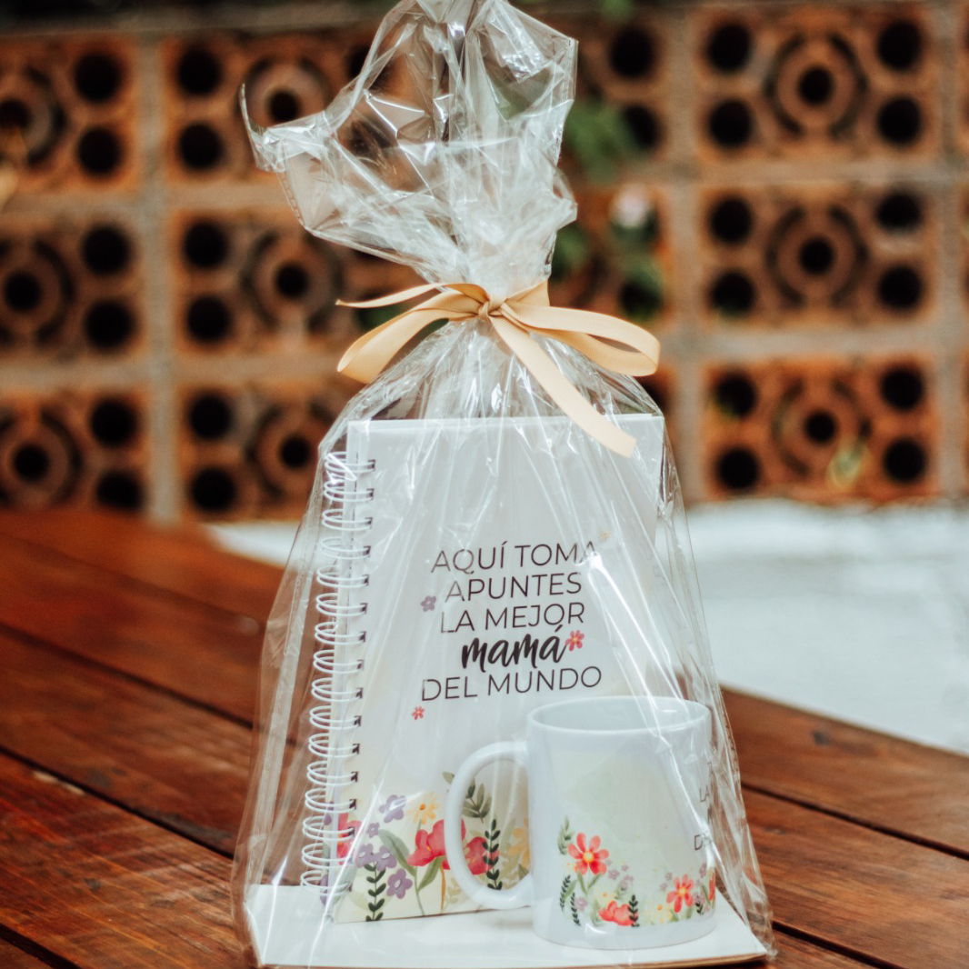Kit de regalo personalizado chocolate + taza